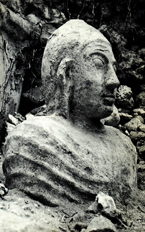 thoddu_statue_1959